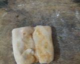 A picture of step 3 of Coriander paratha.