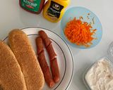 Φωτογραφία βήματος 3 της συνταγής Hot dog με λουκάνικο και καρότο