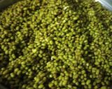 A picture of step 1 of Hara moong dhokla.