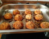 Foto del passaggio 5 della ricetta Polpette di ricotta e mortadella