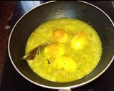 A picture of step 3 of Easy and tasty egg curry.