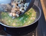 Foto del paso 4 de la receta: Guisantes con almejas