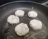 शेवगाच्या फुलांचे कटलेट (shevgachya fulache cutlet recipe in marathi) रेसिपी स्टेप 4 फोटो 