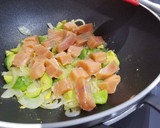 Foto del paso 4 de la receta: Spaghetti con crema de salmón y aguacate
