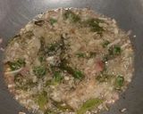 A picture of step 2 of Indoori Poha.