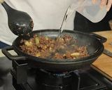 Foto langkah ke 6 dari resep Sohun Ayam Claypot Devina Hermawan.