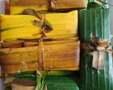 A picture of step 4 of Bánh bột lọc wrapped in banana leaves (surprisingly delicious).
