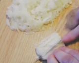 Foto del paso 2 de la receta: Arroz con azafrán acompañado de hamburguesa