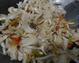 Foto langkah ke 4 dari resep Sayur jamur tiram praktis.