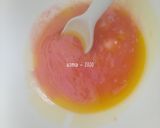 Foto langkah ke 2 dari resep Glaze jambu merah (Donat).
