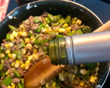 Foto del paso 2 de la receta: Guiso de porotos verdes y choclo