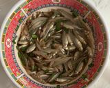 Hình bước làm 1 của món Cá Cơm Kho Tiêu