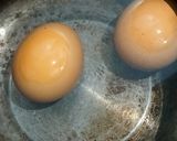 Foto langkah ke 2 dari resep Food Prep: Telur Rebus.