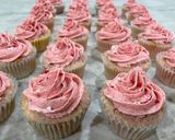A picture of step 18 of Strawberry Cupcakes 🍓 🧁.