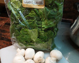 Foto del paso 1 de la receta: Espinacas con champiñón