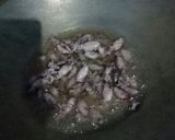 Foto langkah ke 2 dari resep Oseng Cumi Cabe Hijau.