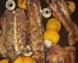 Foto del paso 2 de la receta: Costilla de cerdo al horno con cebolla y calabaza