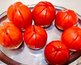 স্যুইট এন্ড ট্যাঙ্গো টমেটো কেক(Sweet & Tango Tomato cake recipe in Bengali) রেসিপি ধাপ - 1 ছবি