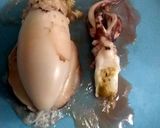 รูปขั้นตอนการทำที่ 2 ของ ปลาหมึกยัดไส้ไก่สับราดซอสเขียวหวาน