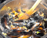 Foto del paso 4 de la receta: Mejillones a la mostaza con verduras