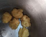 Foto langkah ke 1 dari resep Pastel Isi Kentang Wortel.
