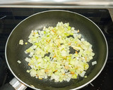 Foto del paso 4 de la receta: Macarrones rallados con verduras, huevo y atún