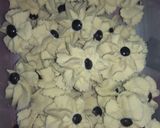 Foto langkah ke 6 dari resep Kue Semprit.