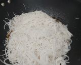 Foto langkah ke 4 dari resep Bihun Goreng Singapore.