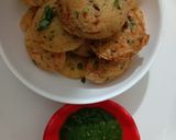 A picture of step 4 of Sooji paniyaram.