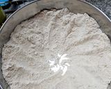 Foto del paso 1 de la receta: Pan casero de harina integral