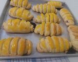 Foto langkah ke 7 dari resep Roti Manis Isi Pisang Coklat.