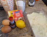 Foto del paso 1 de la receta: Papanasi (Donas de queso dulce)