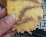 Foto langkah ke 9 dari resep Marble Cake Jadul Chocolatos.