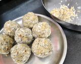 खोया (मावा)के लड्डू रेसिपी चरण 3 फोटो