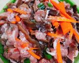 Hình bước làm 1 của món Hoành thánh hấp
