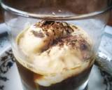 Italian affogato coffee dessert recipe step 4 photo
