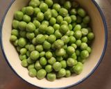 A picture of step 1 of Grill Green Peas Tikki.