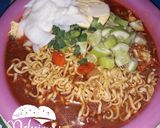 Foto langkah ke 4 dari resep Mie ramen kari ala indonesia.