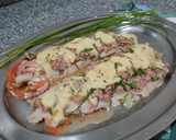 Foto del paso 4 de la receta: Merluza al atún y queso azul, sobre base de tomates al tomillo