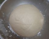 Foto del paso 2 de la receta: Rosca de Pascua rellena con dulce de leche y trenzada 🐰