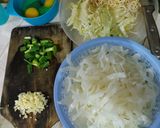 Foto langkah ke 1 dari resep 13. Kwetiau Goreng ala Resto.