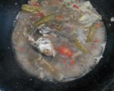 Foto langkah ke 2 dari resep Cemek cemek ikan pedah belimbing wuluh.