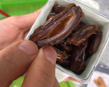 Foto del paso 4 de la receta: Espinacas con dátiles y piñones en Lékué al microondas