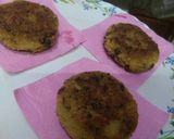 A picture of step 4 of Leftover sprouts Tikki.