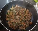 Foto del paso 2 de la receta: Habas antiracistas (con butifarra blanca y negra)