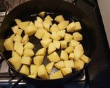 Foto del paso 3 de la receta: Bifecitos con papas al disco