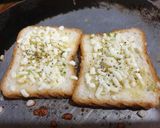 चीज़ गार्लिक ब्रेड (Cheese garlic bread recipe in Hindi) रेसिपी चरण 7 फोटो