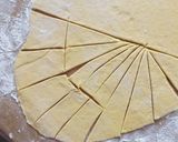 A picture of step 3 of Crispy cornflour chips.