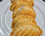 A picture of step 12 of Meat Pie (Back To School Snack).