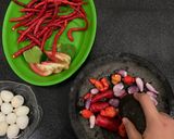Foto langkah ke 4 dari resep Dendeng Batokok Pedas (Merah).